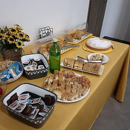 B&B Castiglione Кустоначи Екстериор снимка