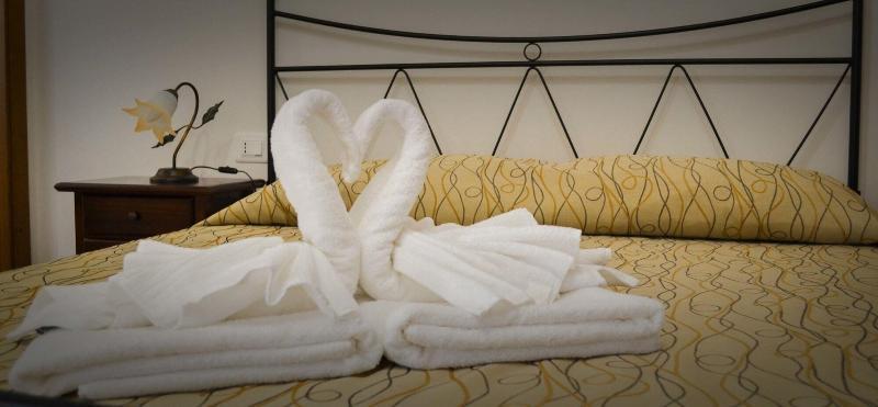 B&B Castiglione Кустоначи Екстериор снимка