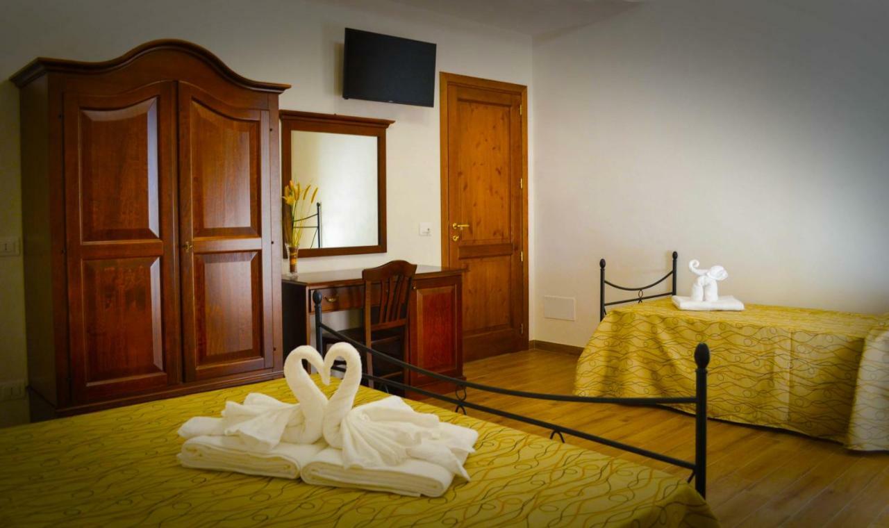 B&B Castiglione Кустоначи Екстериор снимка