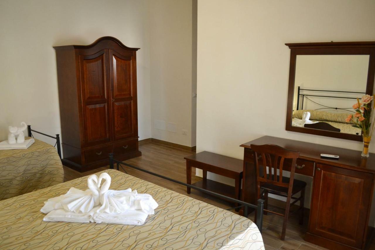 B&B Castiglione Кустоначи Екстериор снимка