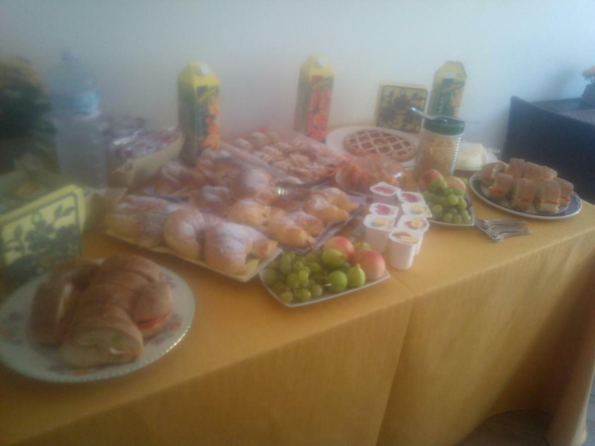 B&B Castiglione Кустоначи Екстериор снимка