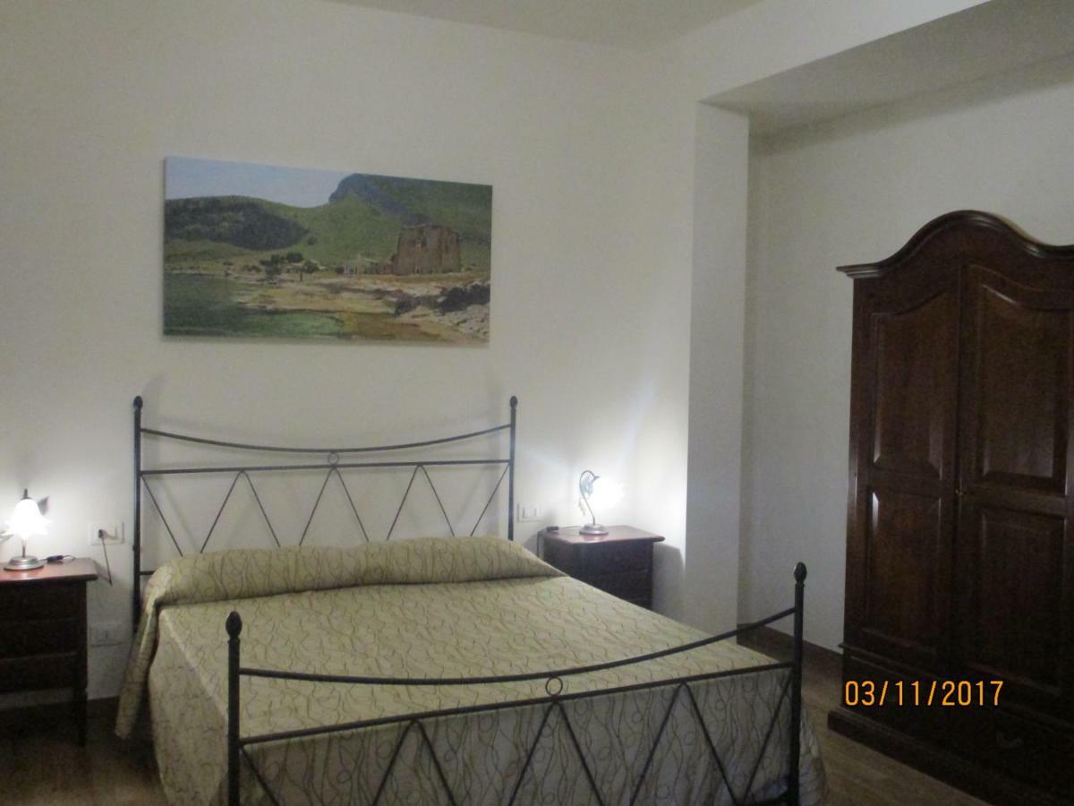 B&B Castiglione Кустоначи Екстериор снимка
